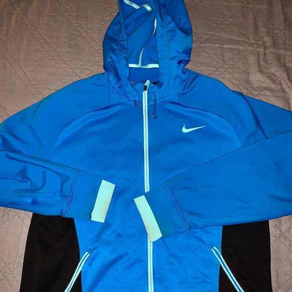 NIKE Elite hoodie - Picture 1 of 3